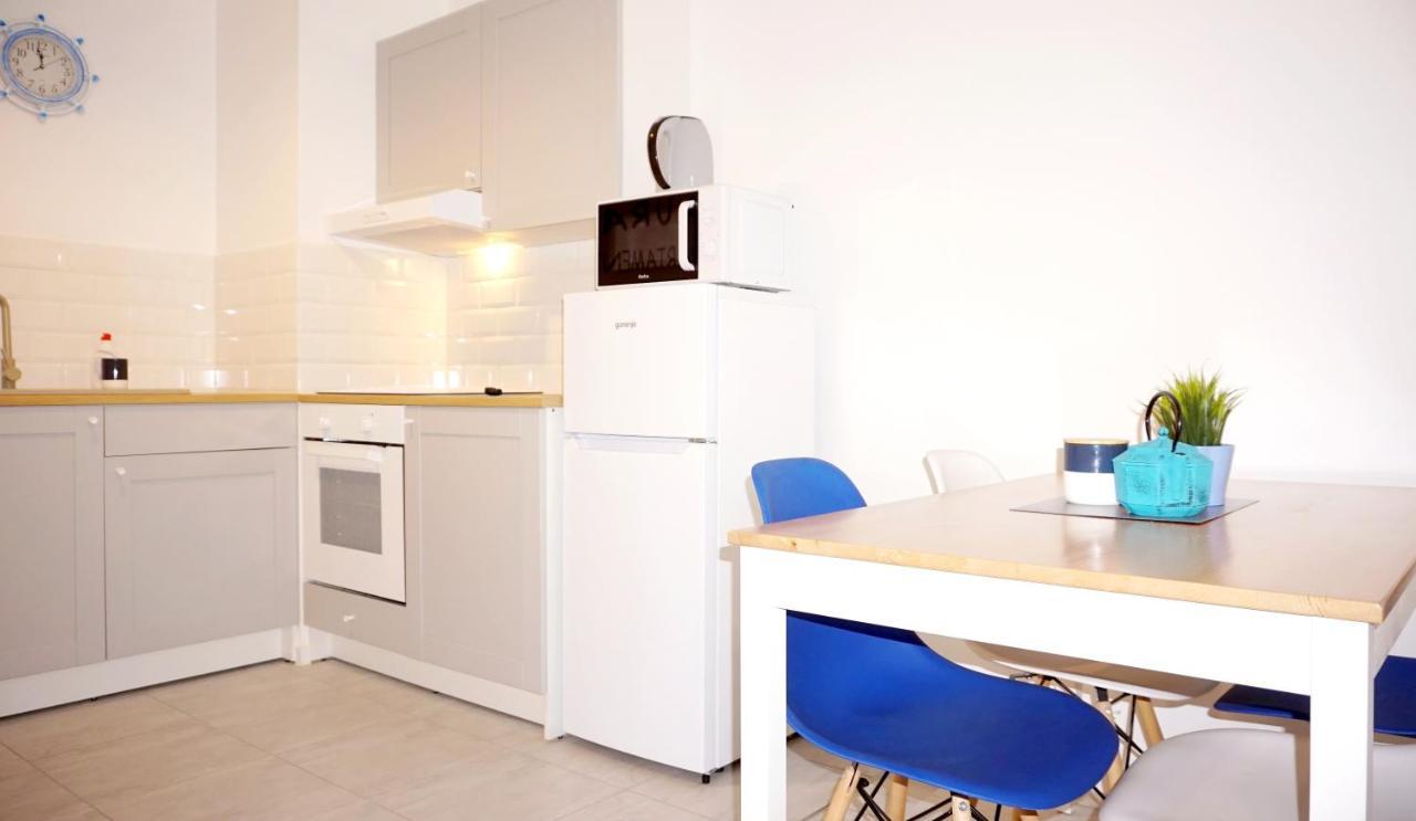 Apartament Aura *